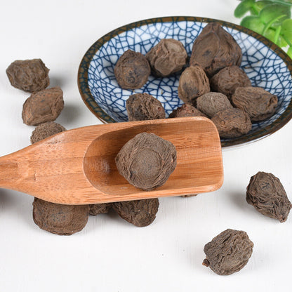 Dark plum dried large pure meat dried plum