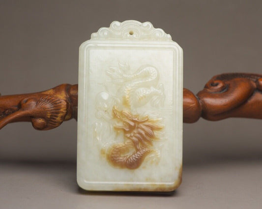 Chinese Natural Hetian Jade Carved Exquisite Dragon Statue Lucky Pendant Jewelry