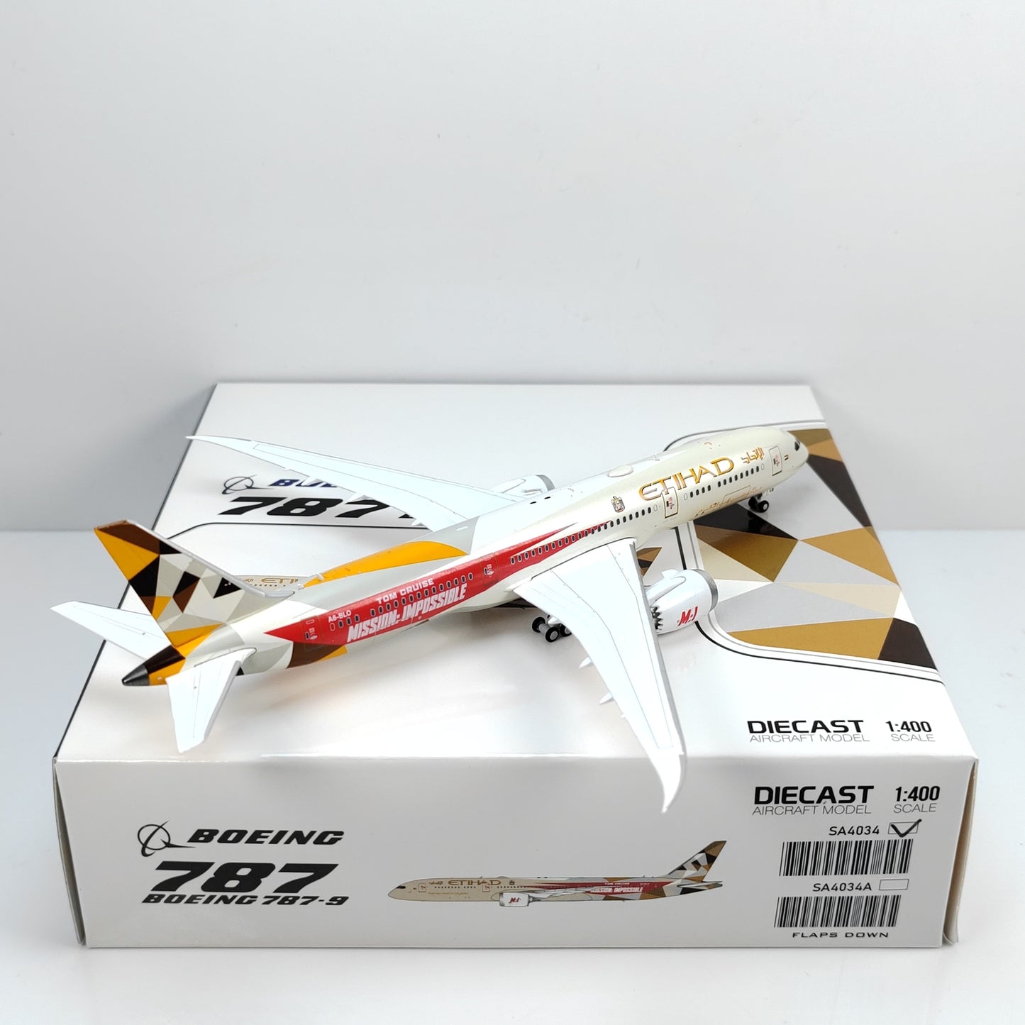 1:400 JC Wings ETIHAD BOEING B787-9 Passenger Airplane Diecast Model