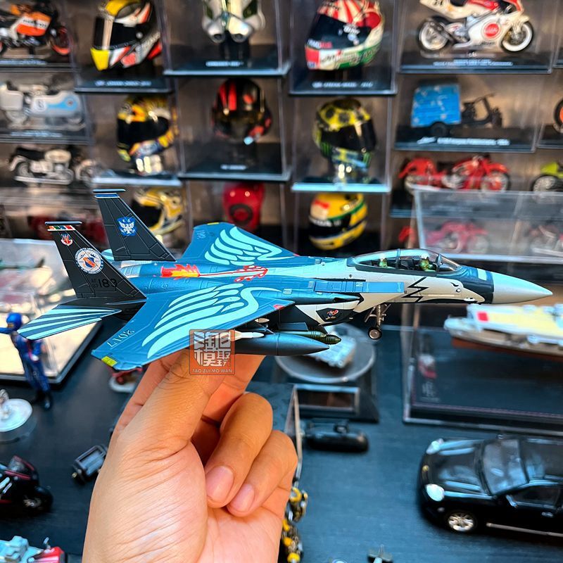 1: 144 American F15E attack hawk fighter bomber metal model with weapons