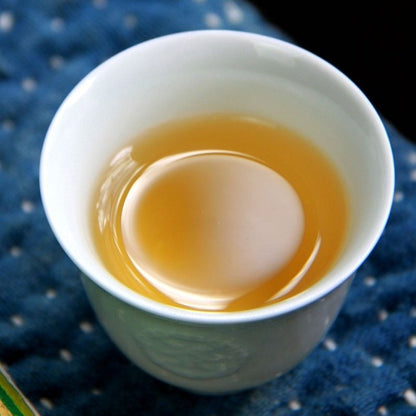 China Tea Emerald 88 Green Cake 2021 Banzhang Big Tree Puer Raw Pu'er Qizi 357g