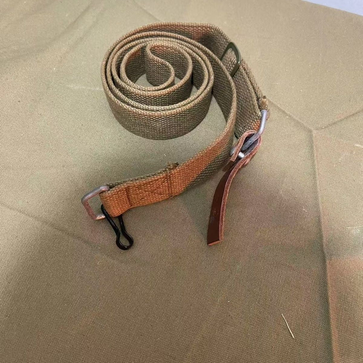 NOS Vintage 1970s Canvas & Leather Shoulder Strap Military Surplus 79