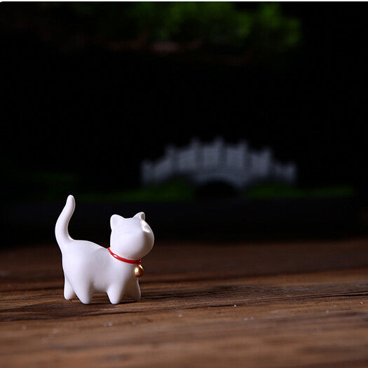 Lovely Porcelain Cat Tea Pet Microlandschaft Decoration Lovely Animal Tea Play