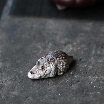 Handmade Artware Tea Pet Alligator Statue Small Size Purple Clay Table Ornament