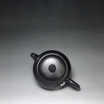 Chinese Yixing Zisha Clay Handmade Exquisite Teapot（乳鼎小壶 底款：燕萍）