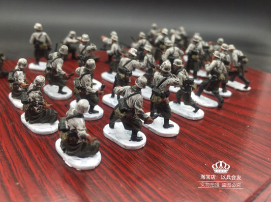 1/72 33Pcs World War II German Infantry Soldier Model Winter Snow Painting