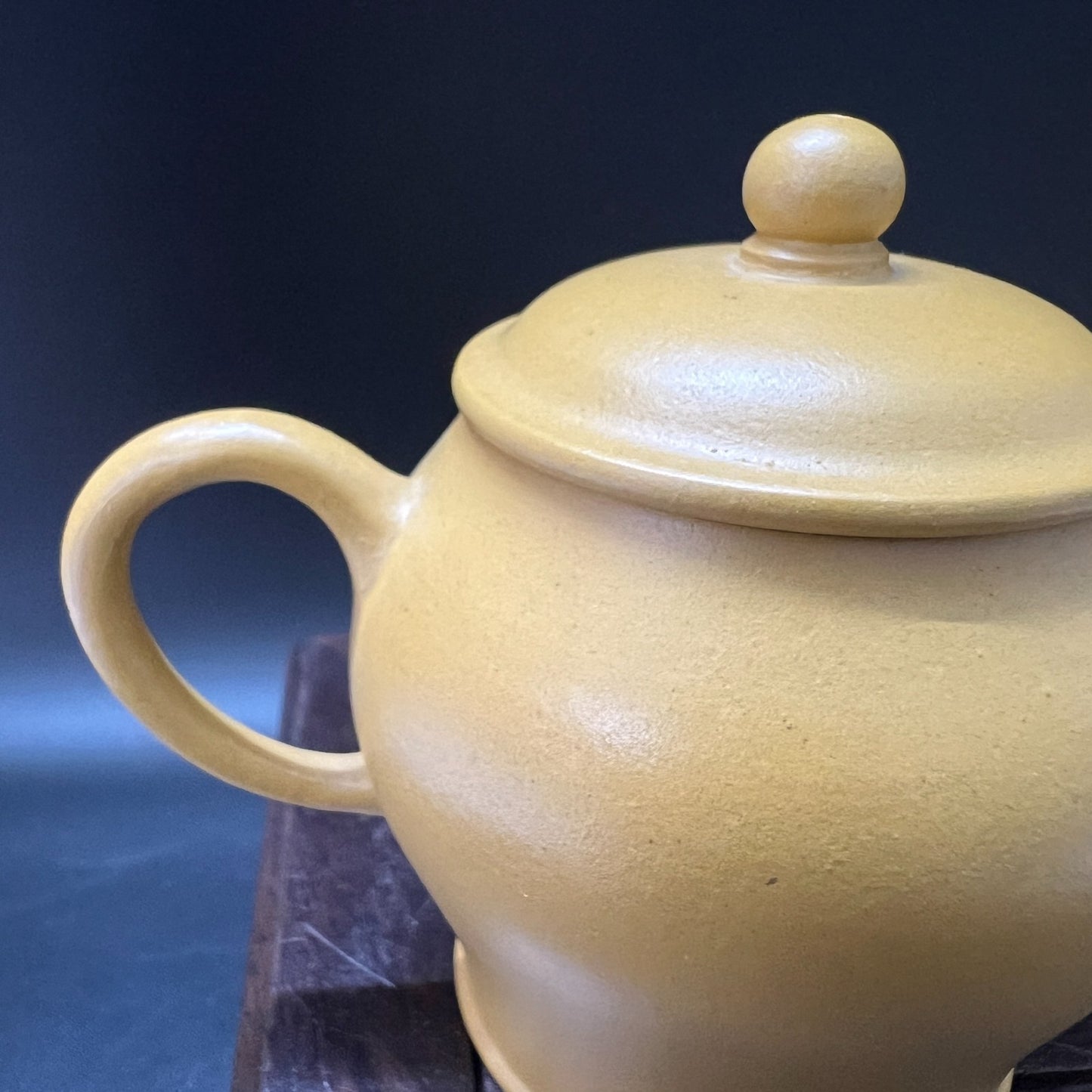90cc chinese Yixing Handmade Zisha Yellow Duan clay Teapot GongDeng Hu Tea Pot