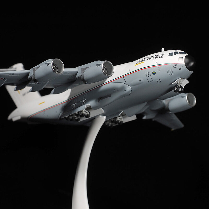 Hogan Kuwaiti Air Force C-17A 1/200 finished plane model aircraft