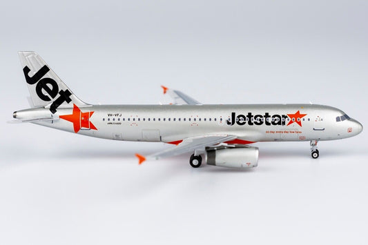 1:400 NG Model Jetstar AIRBUS A320 Passenger Airplane Diecast Aircraft Model