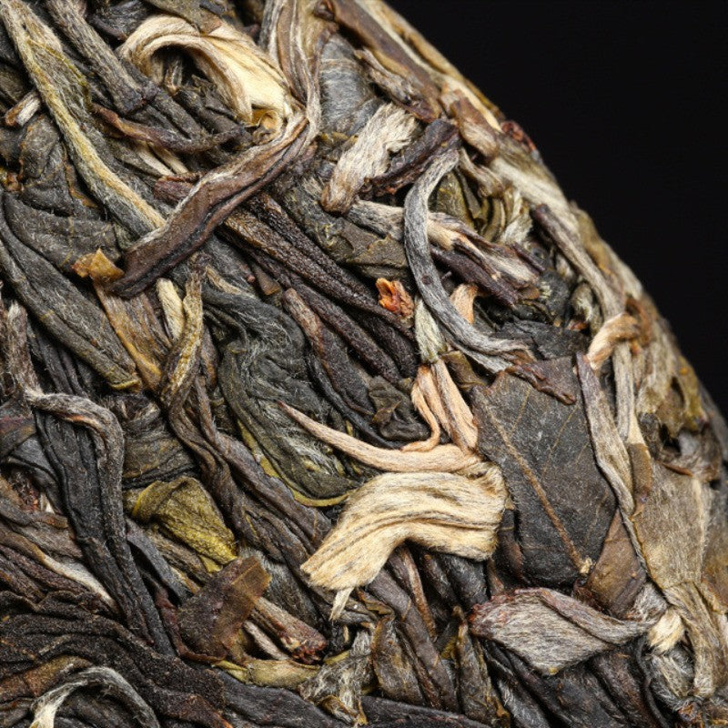 200g Yunnan Pu'er Tea Ancient Tree Spring Tea Raw Pu Erh Tea Menghai Tea Cake