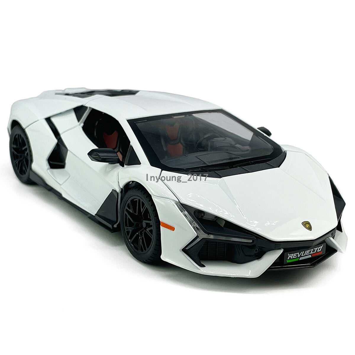 Lamborghini Revuelto 1:24 Diecast Model Car Toy Vehicle Boys Toys for Kids White