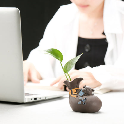 Creative Vase Decoration Small Size Yixing Zisha Purple Clay Pig Statue Tea Pet