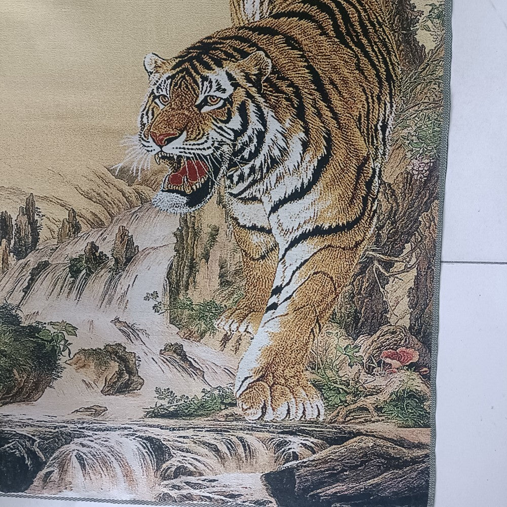 Exquisite Chinese Old Silk Embroidery painting "Downhill Tiger“