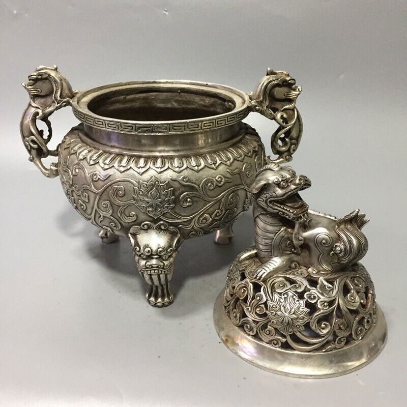 Superb Old Chinese tibet silver handcarved lion foo dog lid incense burner