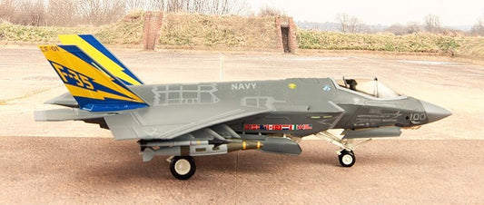 HOBBY MASTER Lockheed F-35C Lightning II JSF CF-01 1/72 diecast model aircraft