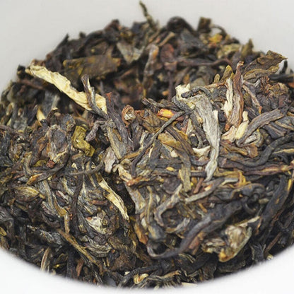 2014 yunnan Yu Yin Yuan Pu'er raw Tea,CHINATEA sheng Pu-erh Cake Cha tee, 357g