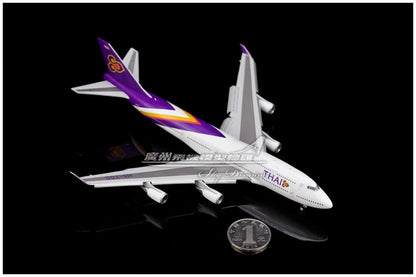 1:400 JC Wings THAI BOEING 747-400 Passenger Airplane Flap Down Diecast Model