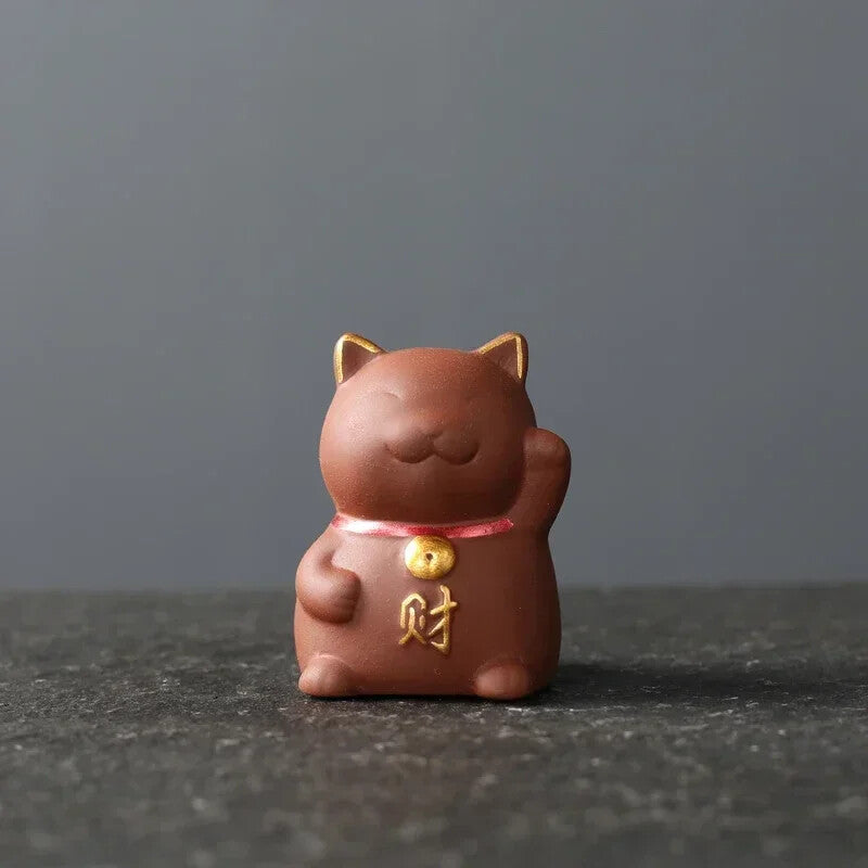 Chinese Purple Clay Tea Pet Decor Lucky Cat Tea Figurine Ornaments Tea Set Decor