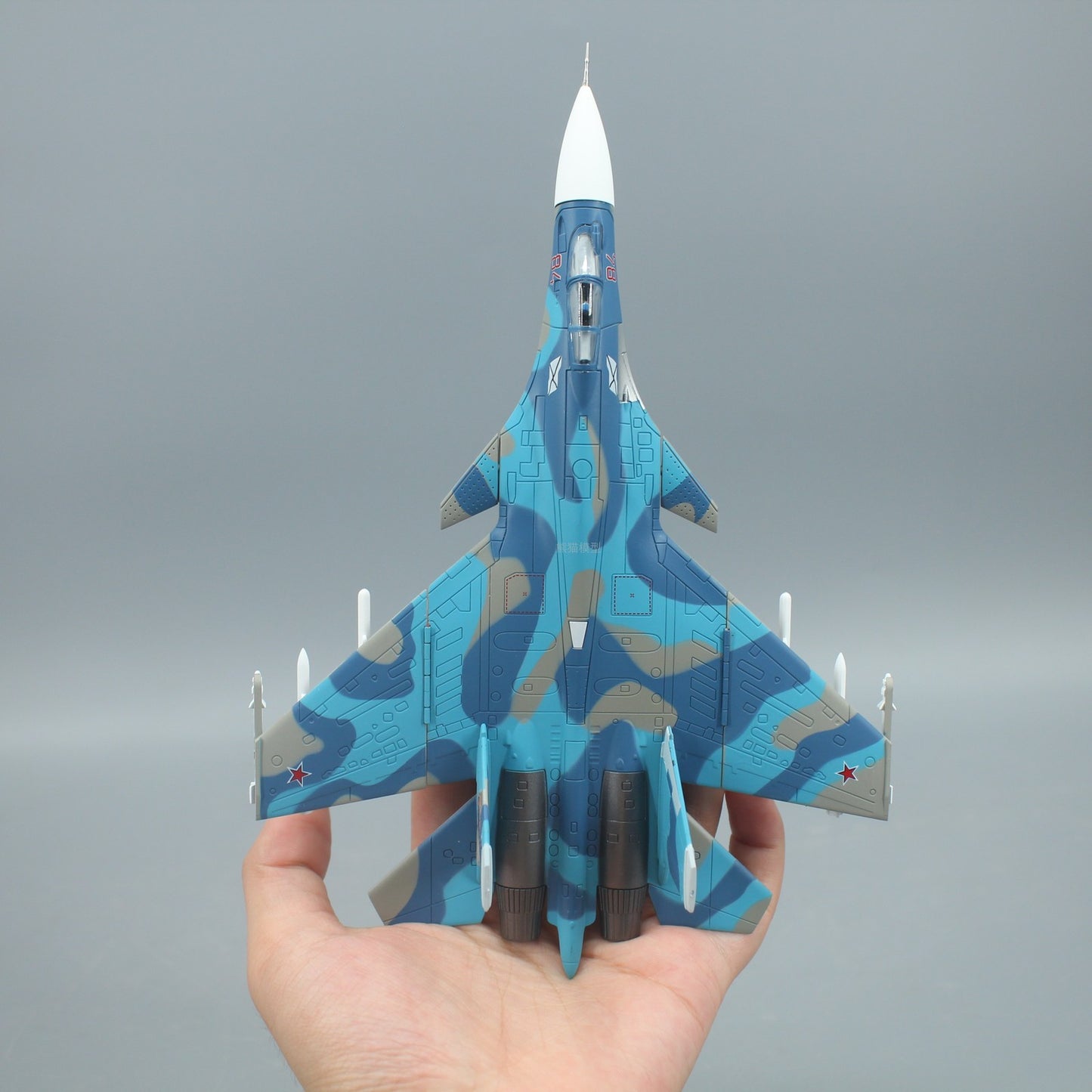 1:100 SU Carrier-based Fighter Jet Airplane Diecast Military Aircraft Model