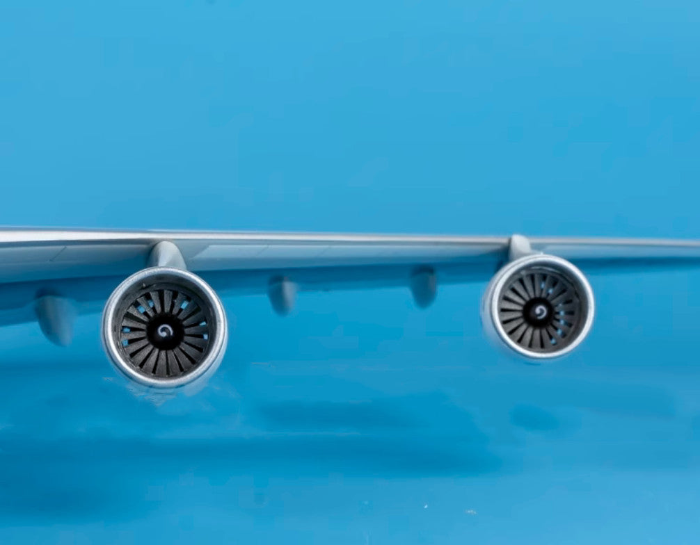 1:200 35CM JC Wings KLM BOEING 747-400 Airplane Aviation Tag Diecast Plane Model