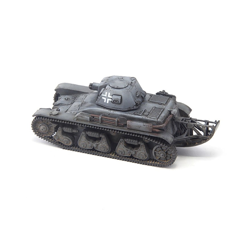 1/72 German 35R 731(f) tank Finished product model