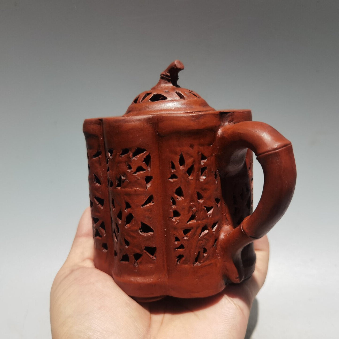 Chinese Yixing Zisha Clay Handmade Exquisite Teapot（多棱镂空壶 低款：陈鸣远）