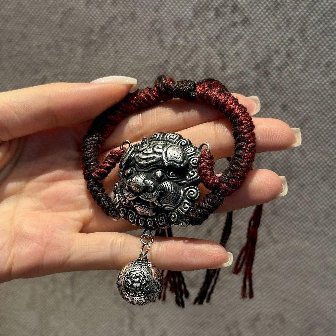 Retro Ethnic Bracelet Swallow Gold Beast Lion Braided Adjustable Rope Jewelry