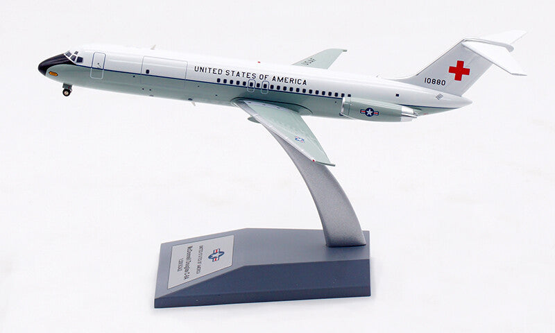 1:200 InFlight USAF McDonnell Douglas DC-9-30(C-7A) Airplane Diecast Plane Model