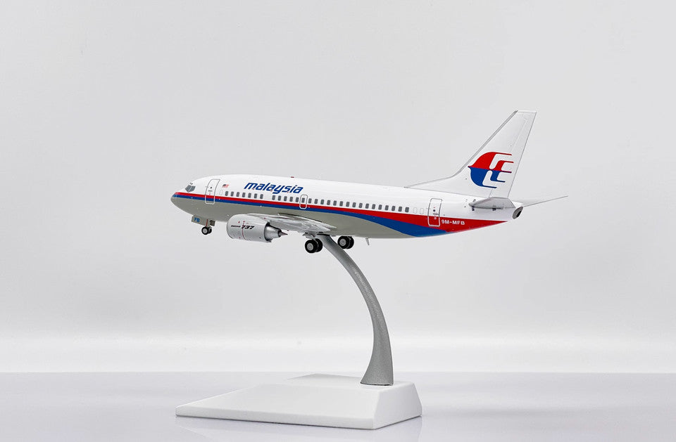 1:200 JC Wings Malaysia Airlines BOEING 737-500 Passenger Aircraft Diecast Model
