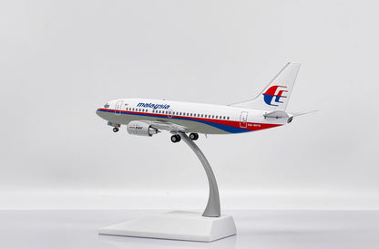 1:200 JC Wings Malaysia Airlines BOEING 737-500 Passenger Aircraft Diecast Model