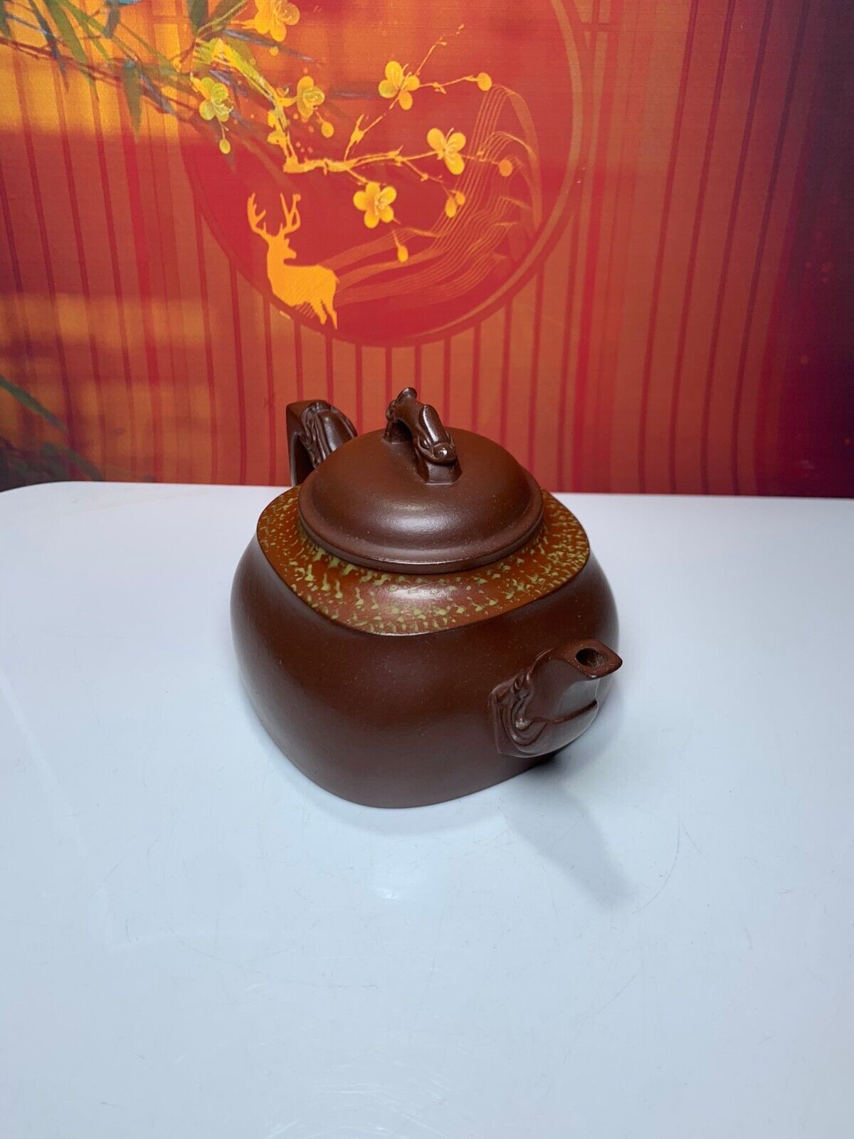 Chinese Yixing Zisha Clay Handmade Exquisite Teapot 品名：利龍 底款: 周国君