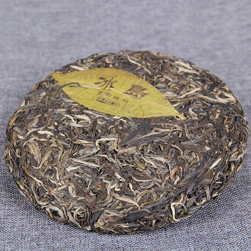 Yunnan Pu'er Tea Cake Mengku Pu'er Iceland Ancient Tree Pure Pu'er Tea 357g