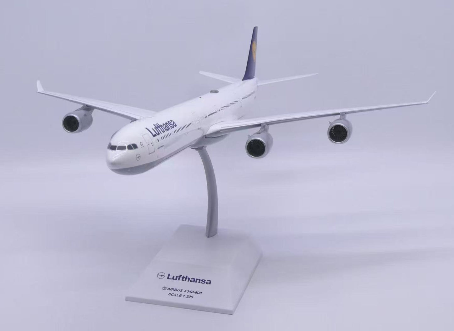 1:200 Z²MODEL Lufthansa A340-600 D-AIHX Passenger Airplane Diecast Model