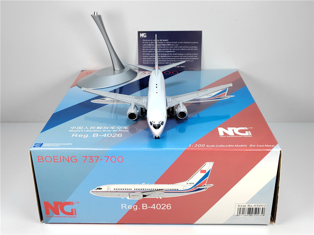 1:200 NG Model People's Liberation Army Air Force B737-700 Plane Diecast Model