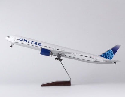 47CM 1:157 UNITED BOEING 777-300ER Airplane Landing Gears Resin Aircraft Model