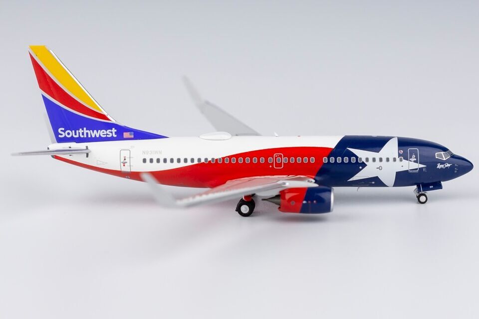 1:400 NG Model Southwest BOEING 737-700 Passenger Airplane Diecast Plane Model