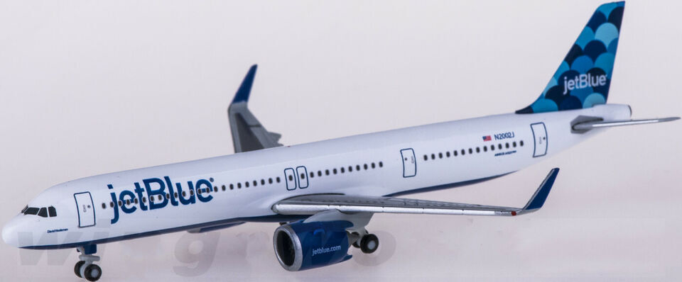 1:500 Herpa JetBlue AIRBUS A321neo Passenger Aircraft Diecast Airplane Model