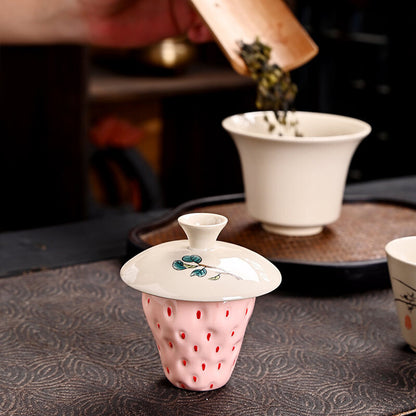 Creative Tea Pet Holder For Lid Of Gaiwan Tea Pot Porcelain Strawberry Design