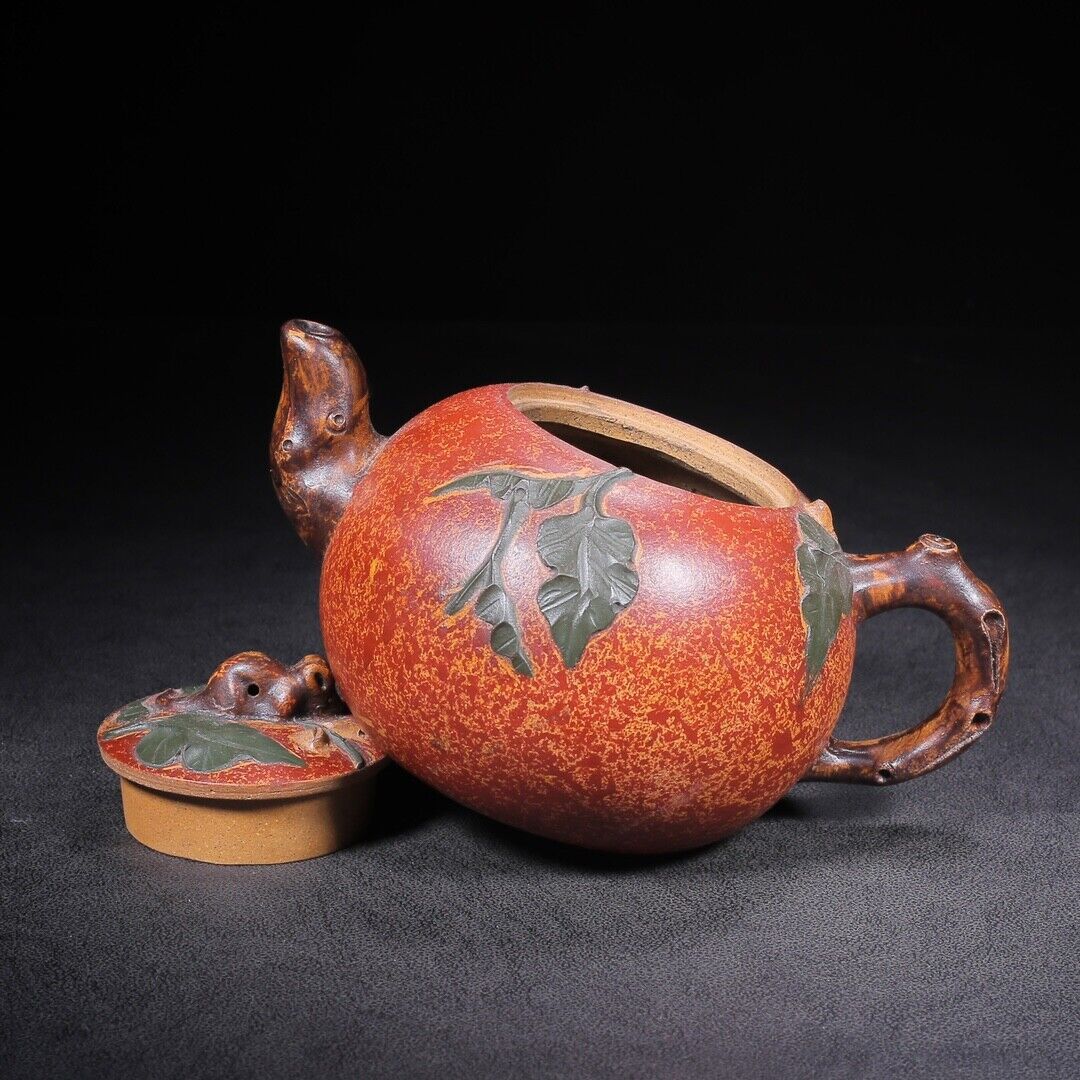 Chinese Yixing Zisha Clay Handmade Exquisite Teapot （小老鼠 底款：蒋燕庭）