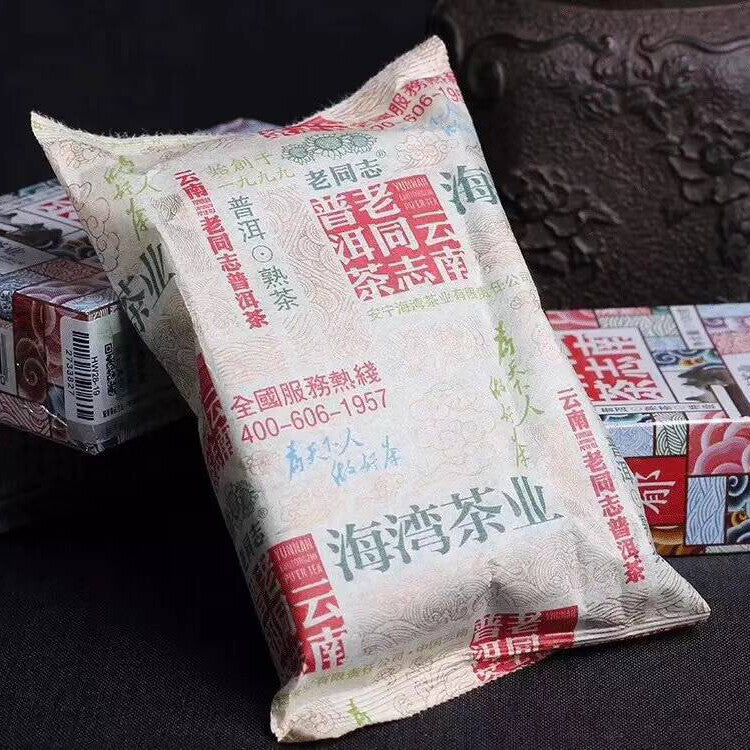 2019 Bay Old Comrade Yunnan Old Comrade Pu'er Tea Loose Tea Pu'er Tea 100g -