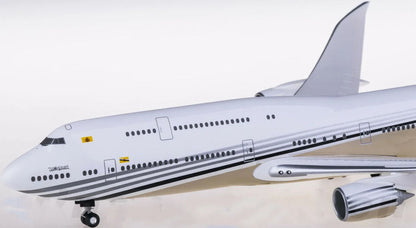 1:200 38CM Hogan Brunei BOEING 747-8 Passenger Airplane ABS Plastic Plane Model