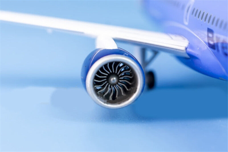 GeminiJets Breeze Airways For Airbus A220-300 N203BZ 1/200 DIECAST plane Model