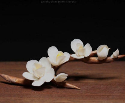 5.9" China White Porcelain Ceramics Pretty Plum Blossom Figurine Statue Statues