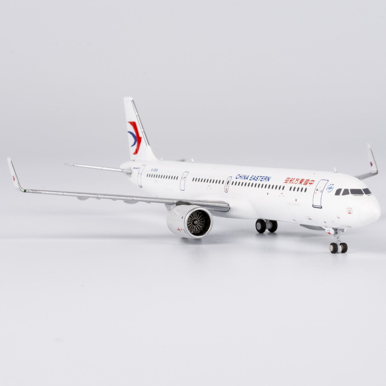 1:400 NGmodels China Eastern A321neo Passenger Airplane Diecast Plane Model