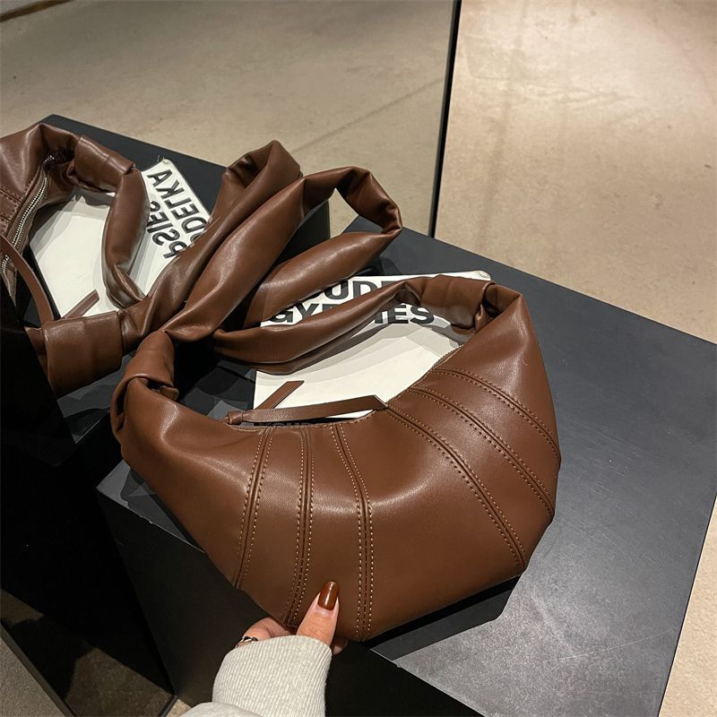 Vintage Handbag Luxury Shoulder Bags Soft Leather Crossbody Bag Traveling Purse