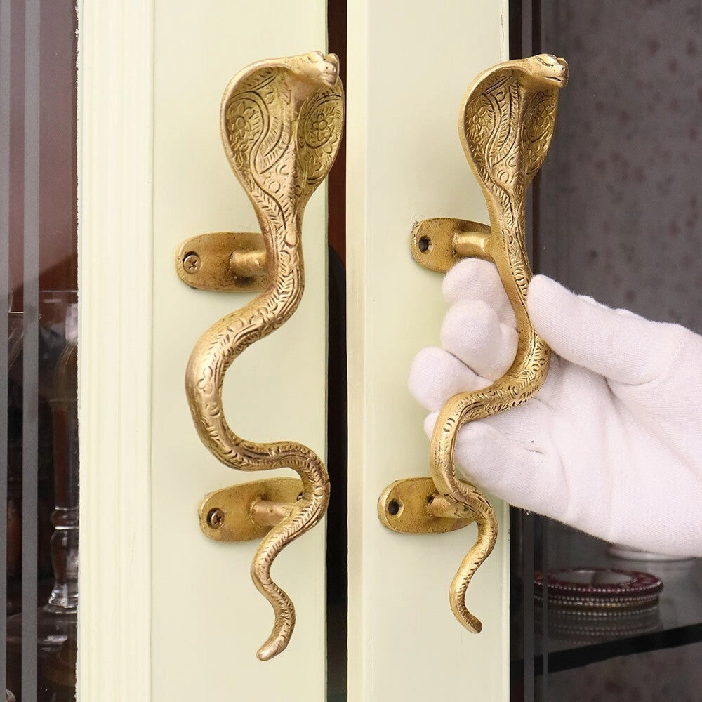 Snake Design Shape Antique Style Handcrafted Brass Door Pull Handles Home Décor