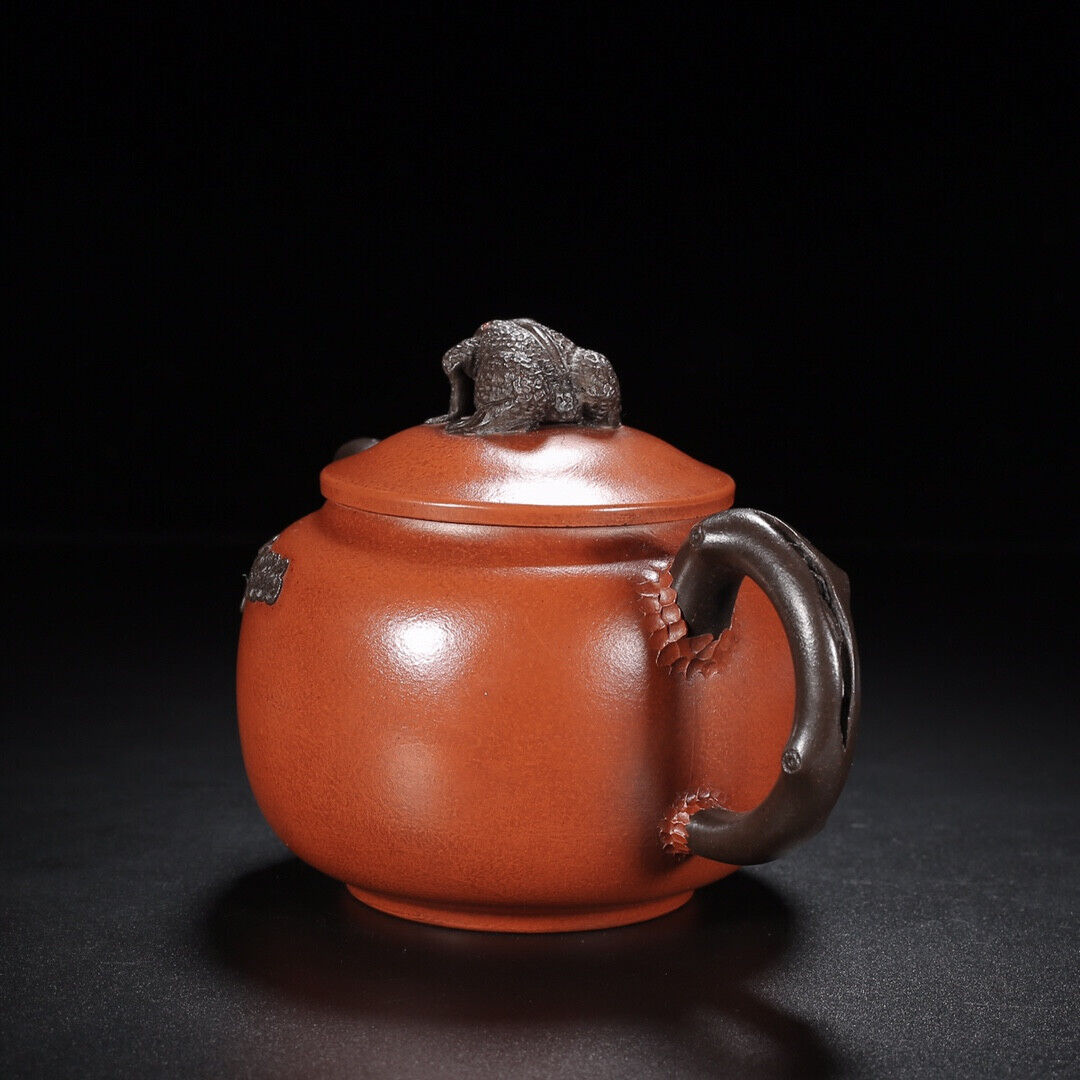 Chinese Yixing Zisha Clay Handmade Exquisite Teapot（纳财 底款：蒋蓉）