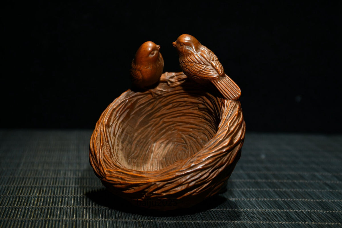 Chinese Antique Boxwood Carved Exquisite Bird's Nest Statue Collection Gift Art