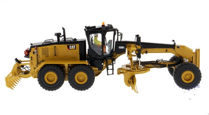 1:50 DM 16M3 Motor Grader Construction Vehicles Equipment Machine Diecast Model