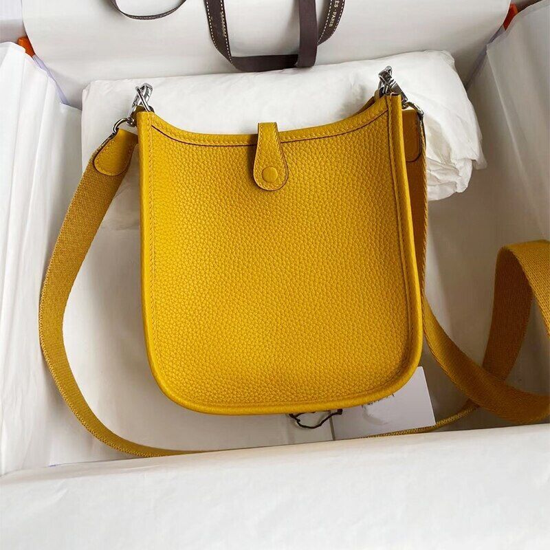 2022 NEW Women's Bucket Bag Handbag Hollowed Crossbody Bag Leather